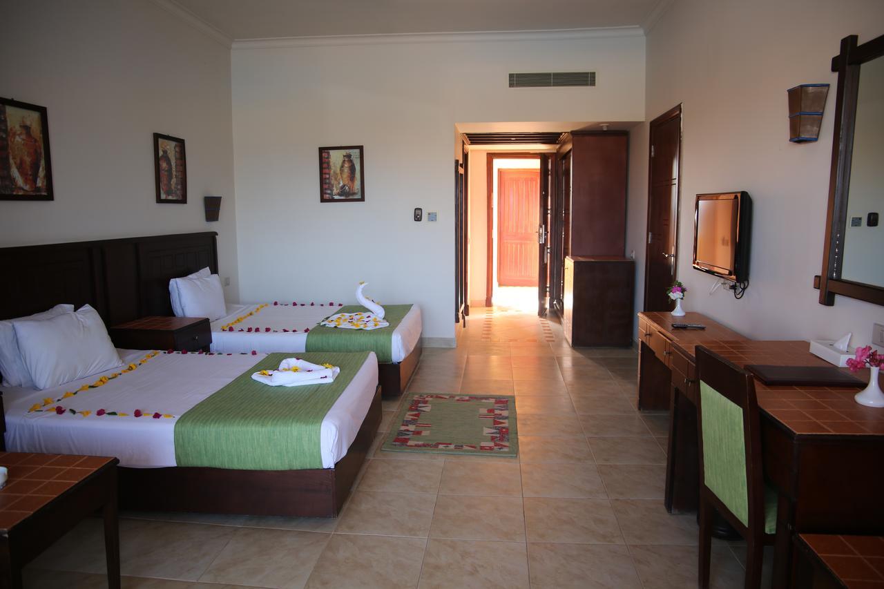 Nubian Inn Laguna Beach Resort (Adults Only) Marsa Alam Bagian luar foto